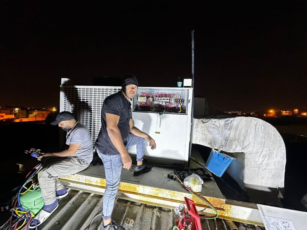 فني مكيفات