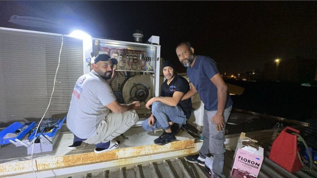 فني صيانة مكيفات مركزية